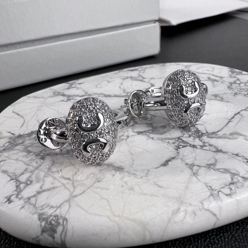 Ce**e earrings